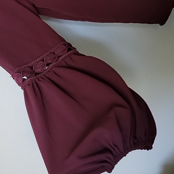 Gibson Latimer Romantic Peasant NWT Burgundy 1X Balloon Sleeve Blouse Top - Picture 4 of 7